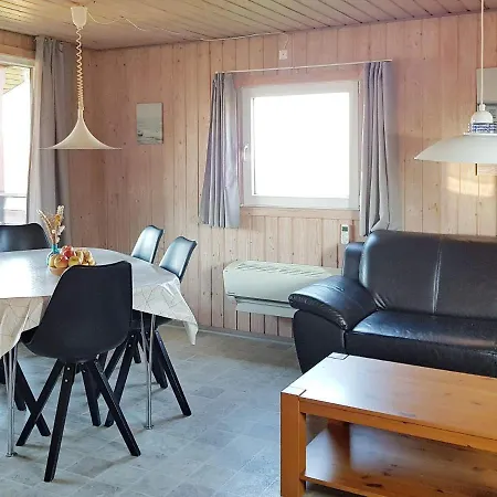 Semesterbostad 6 Person Holiday In R M